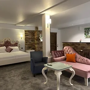 Maajid Boutique Hotel